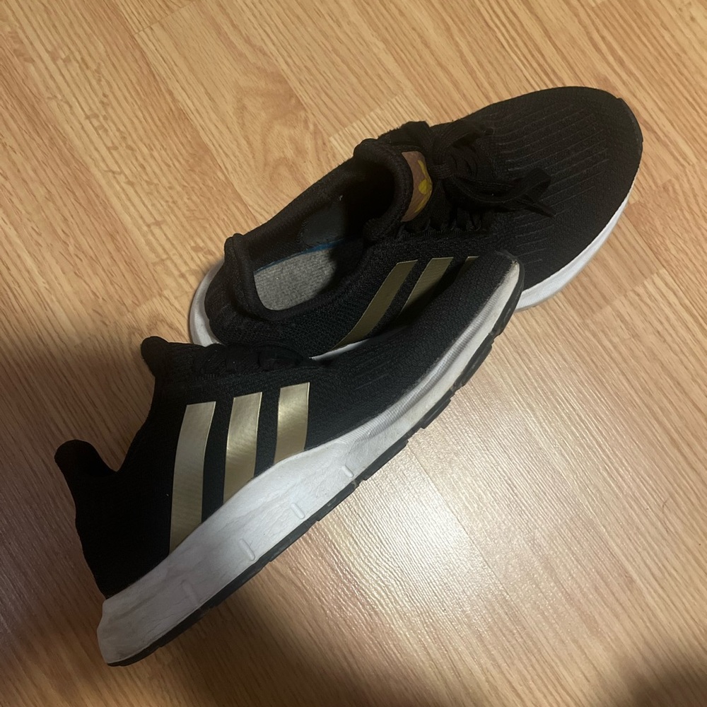 adidas tennis shoes